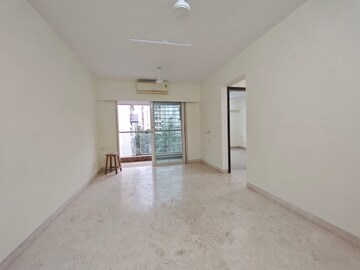 Room in 3 BHK Apartment at Tridhaatu Lakshmi Vani, Chembur – for Rent