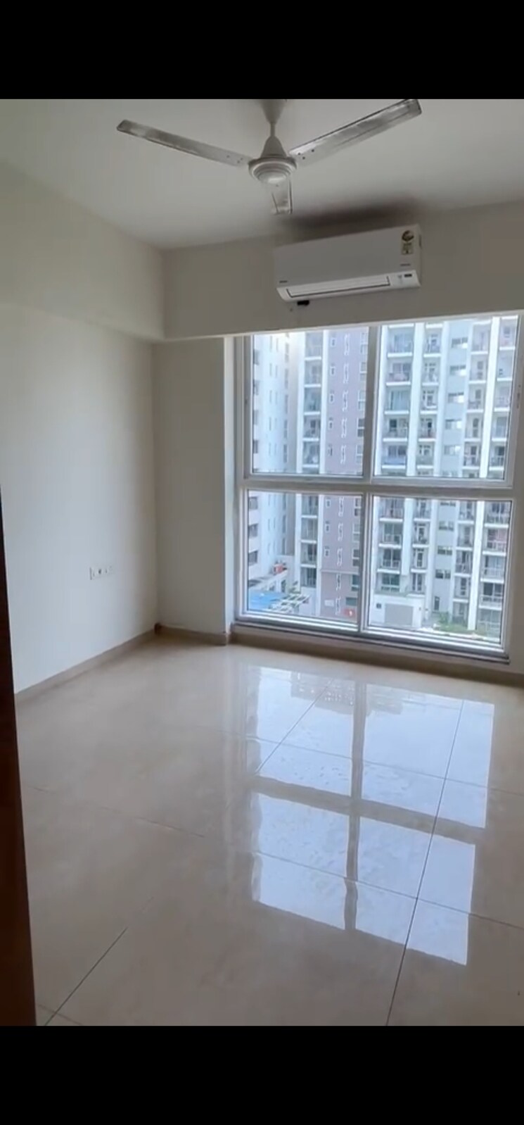 Room, tata-la-vida 2 Bedroom 1276 Sq.Ft. Apartment In Sector 113 Gurgaon 8763195