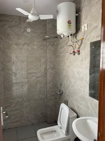 Bathroom in 2 BHK Builder Floor at Sector 46 – for Rent
