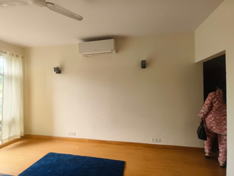 Room, jaypee-greens-star-court 3 Bedroom 2200 Sq.Ft. Apartment In Jaypee Greens Greater Noida 8763222