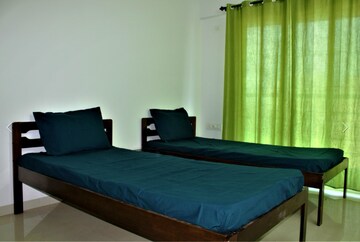 Room in  Pg at Kavesar – for Rent