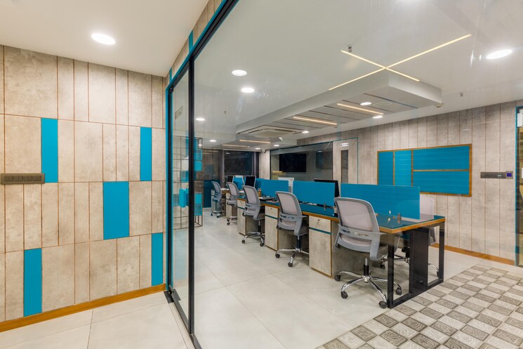  Parking, ambli road Commercial Office Space 1717 Sq.Ft. In Ambli Road Ahmedabad 8763251