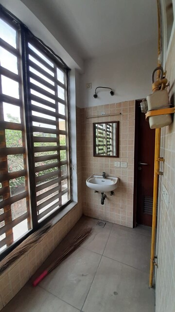 Staircase in 4 BHK Apartment at Jaypee Greens The Castille, Jaypee Greens – for Sale