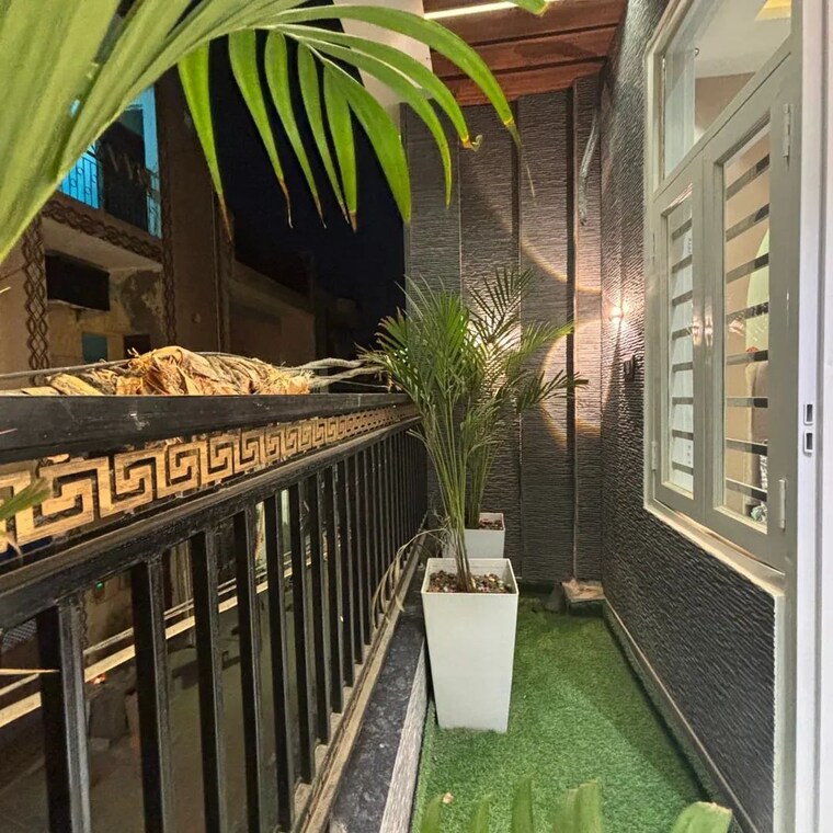 Balcony, sa-homes-i 2.5 Bedroom 457 Sq.Ft. Builder Floor In Uttam Nagar Delhi 8763261