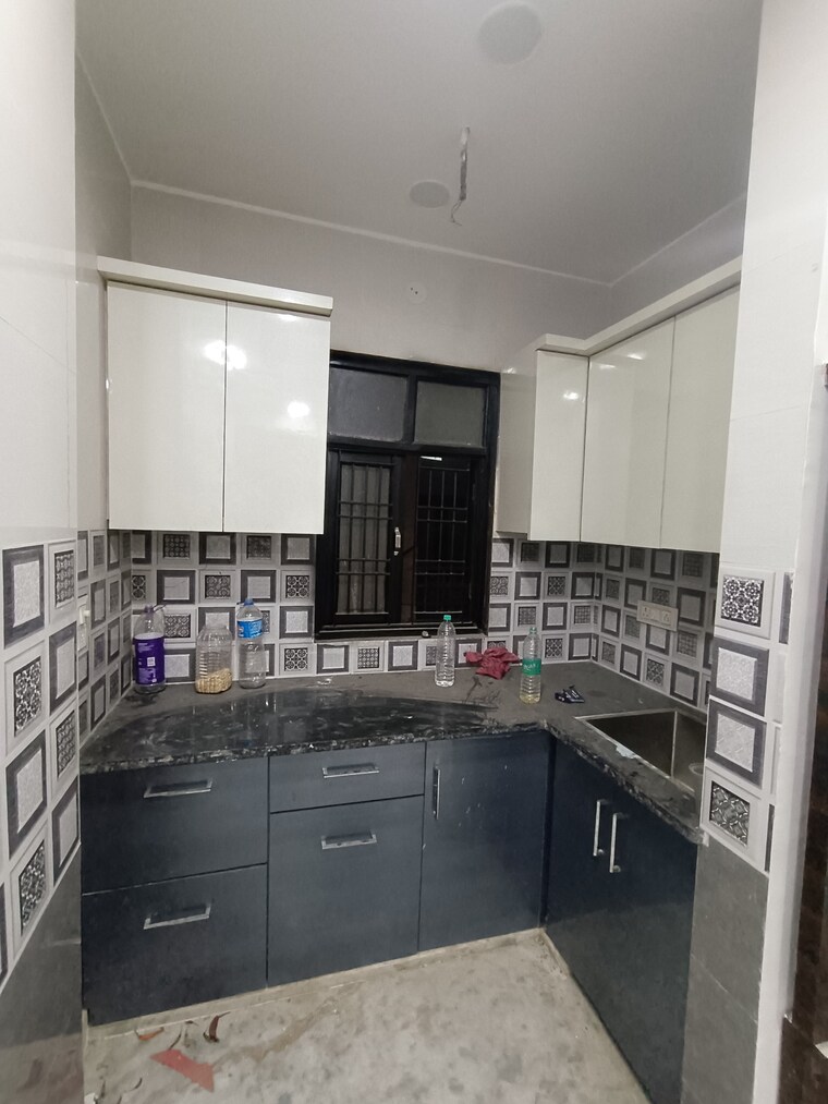 Kitchen, sant nagar 2 Bedroom 650 Sq.Ft. Builder Floor In Sant Nagar Delhi 8763279