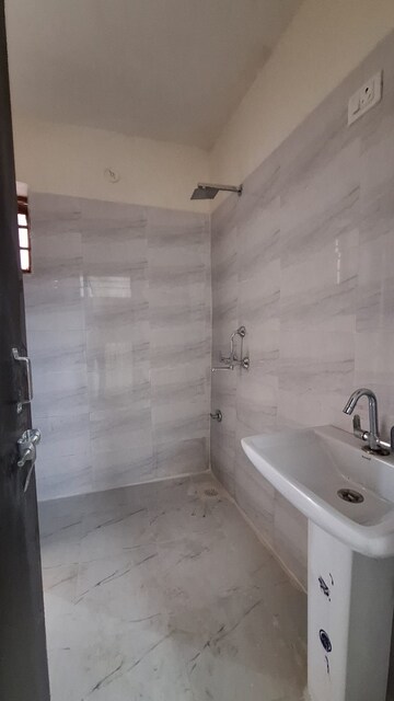 Bathroom in 3 BHK Builder Floor at Sector 57 – for Rent