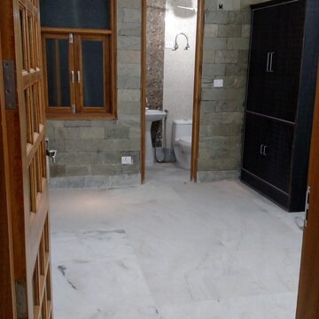 Room in 2 BHK Builder Floor at Chattarpur – for Rent