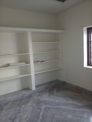 Room in 3 BHK Independent House at Alkapuri – for Sale