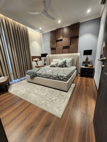Team Area in 4 BHK Apartment at Anant Raj The Estate Floors, Sector 63a – for Sale