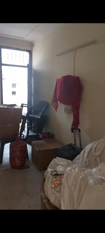 Living Room in 2 BHK Builder Floor at RWA Apartments, Sector 31 – for Rent