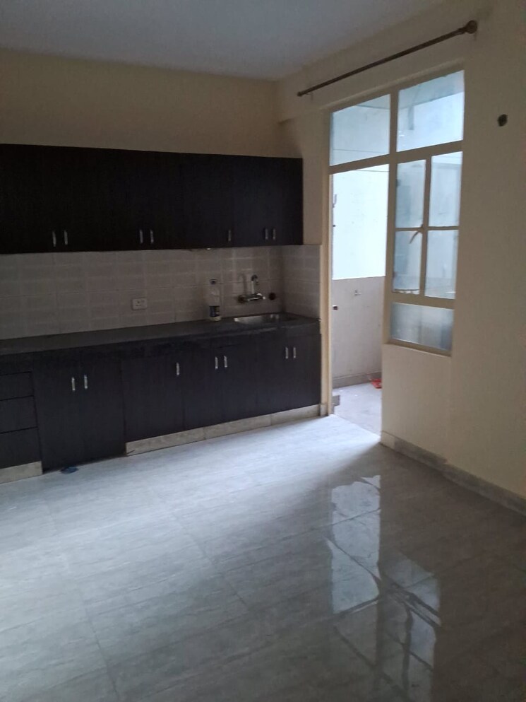 Kitchen, signature-global-solera-2 1 Bedroom 367 Sq.Ft. Apartment In Sector 107 Gurgaon 8763326