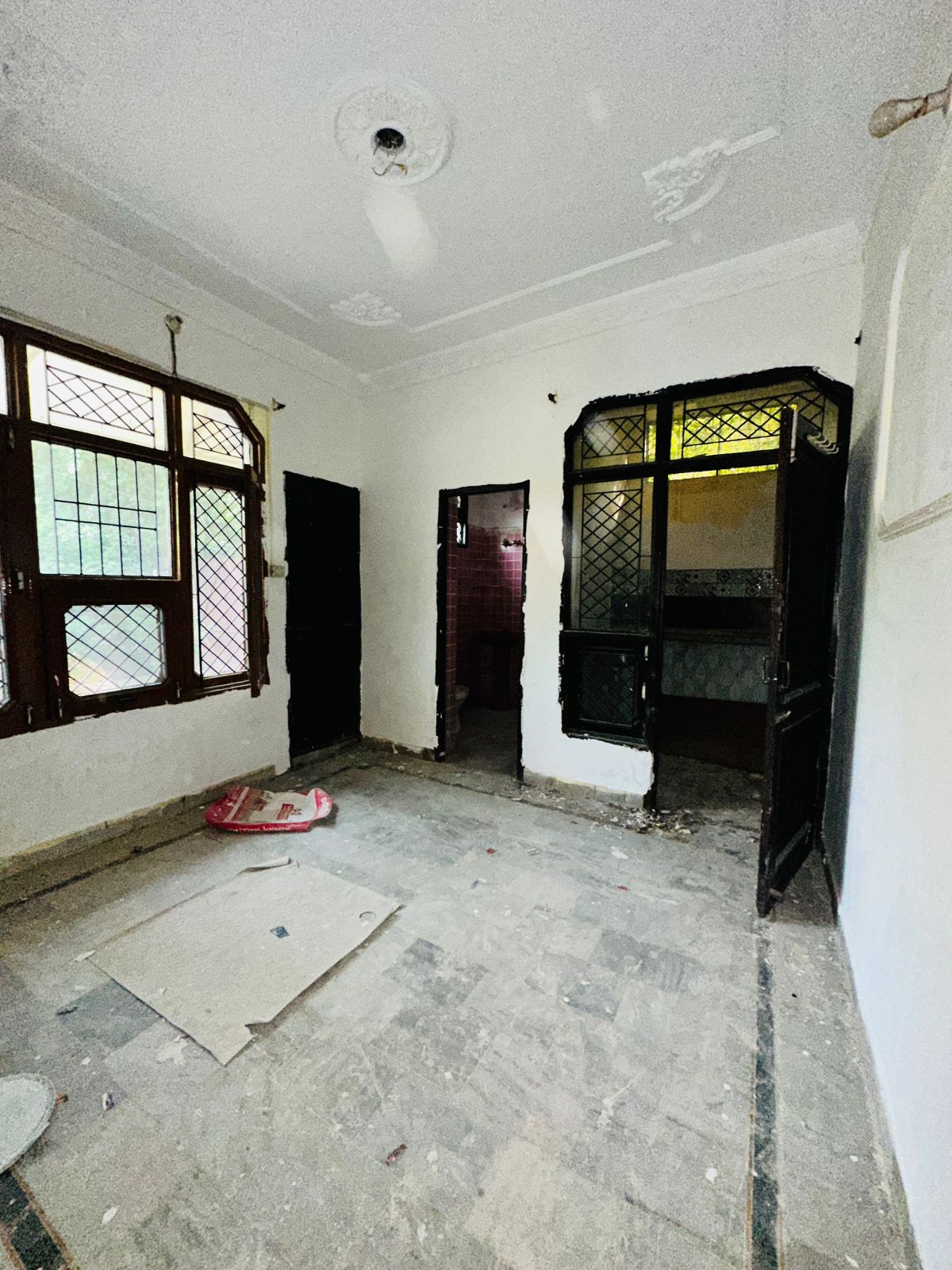 4 BHK + Extra Room Independent House For Sale in Vardhman Estate 