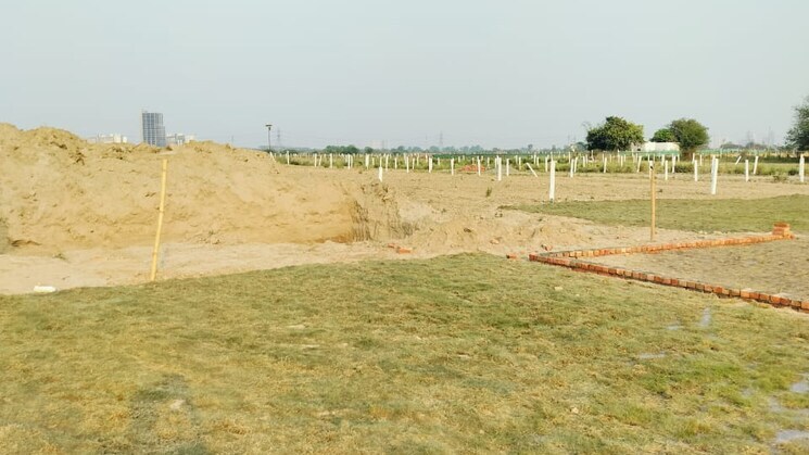 undefined, sector 144  100 Sq.Yd. Plot In Sector 144 Noida 8763350