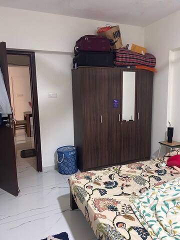 Bedroom in 2 BHK Apartment at Swastik Park, Chembur – for Rent