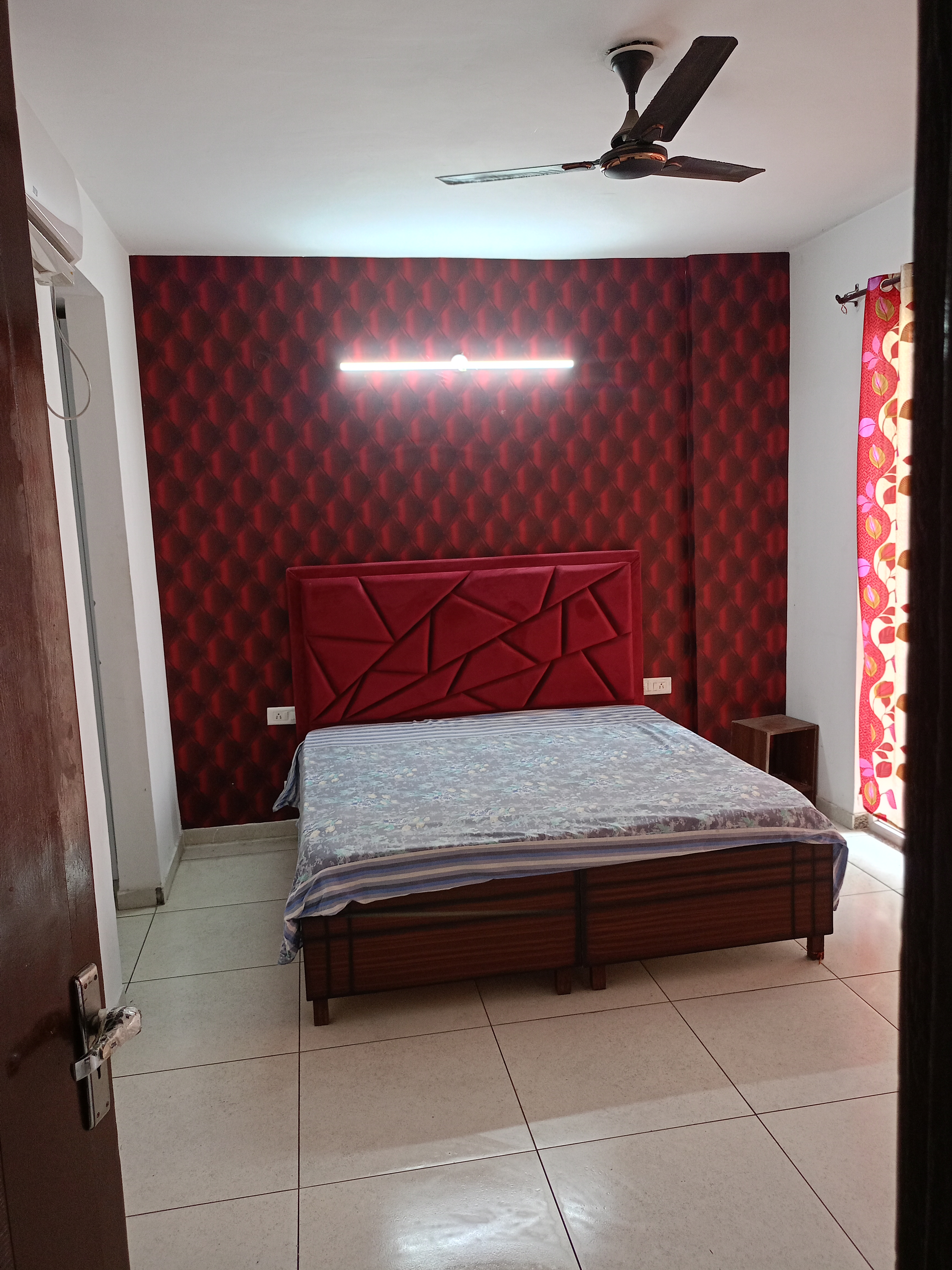 3 BHK + Pooja Room Apartment For Rent in Motiaz Royal Citi