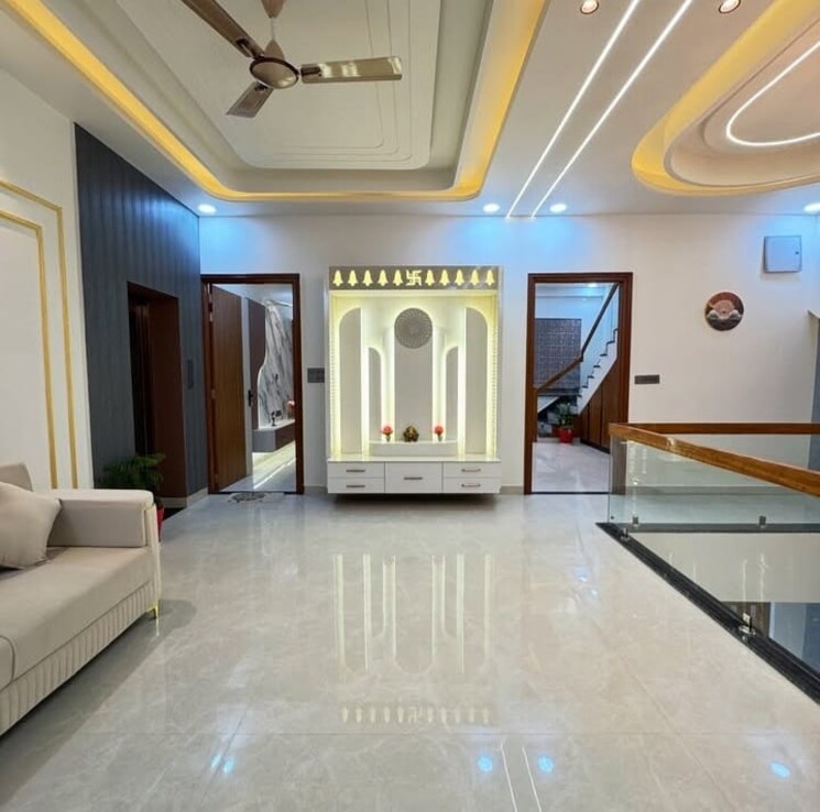 Room, sector 37 5 Bedroom 4500 Sq.Ft. Builder Floor In Sector 37 Faridabad 8763379