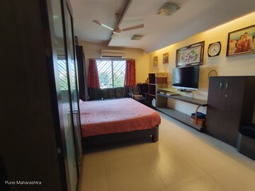 Bedroom in 3 BHK Apartment at Clover Village, Wanowrie – for Rent