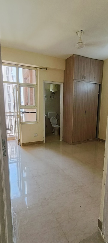 2 BHK Apartment For Rent in Shree Vardhman Mantra, Sector 67