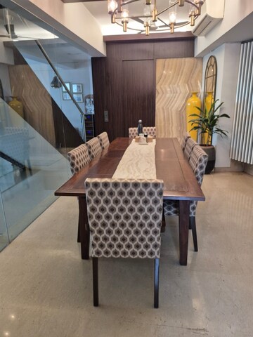 Living Room in 5 BHK Villa at Malabar Hill – for Sale