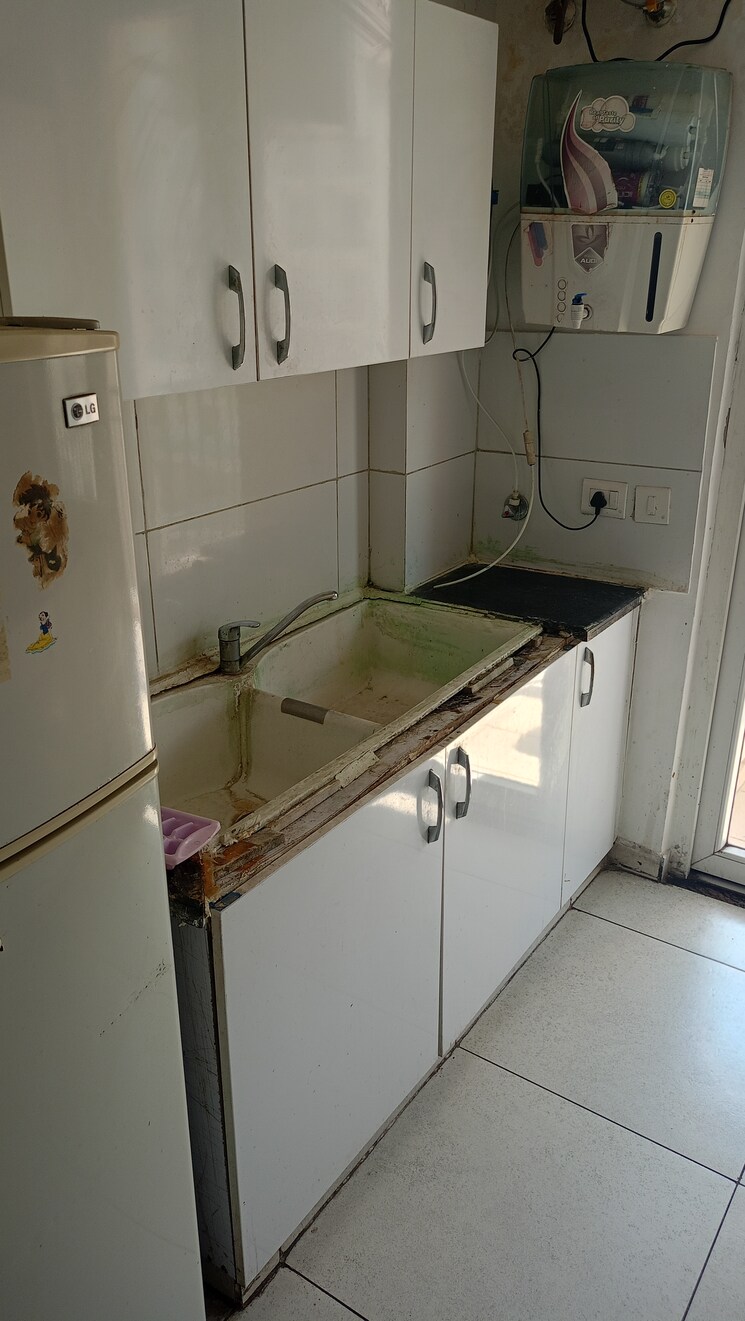 Attached Bathroom, motiaz-royal-citi 3 Bedroom 1910 Sq.Ft. Apartment In Ambala Highway Zirakpur 8763394