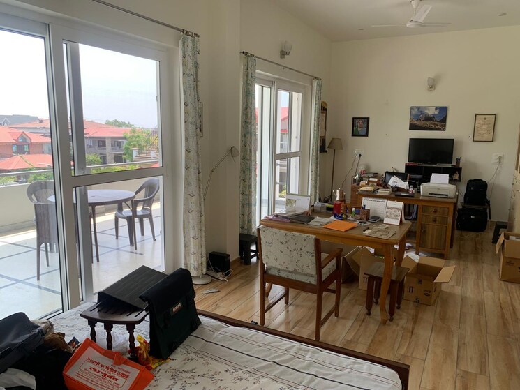 Master Bedroom, sahastradhara road 4 Bedroom 125 Sq.Yd. Independent House In Sahastradhara Road Dehradun 8763390