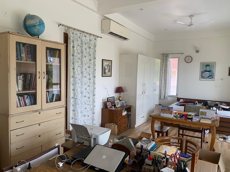 Master Bedroom, sahastradhara road 4 Bedroom 125 Sq.Yd. Independent House In Sahastradhara Road Dehradun 8763390