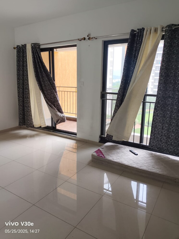 Living Room, shapoorji-pallonji-sensorium-auris 1 Bedroom 500 Sq.Ft. Apartment In Hinjewadi Pune 8763442