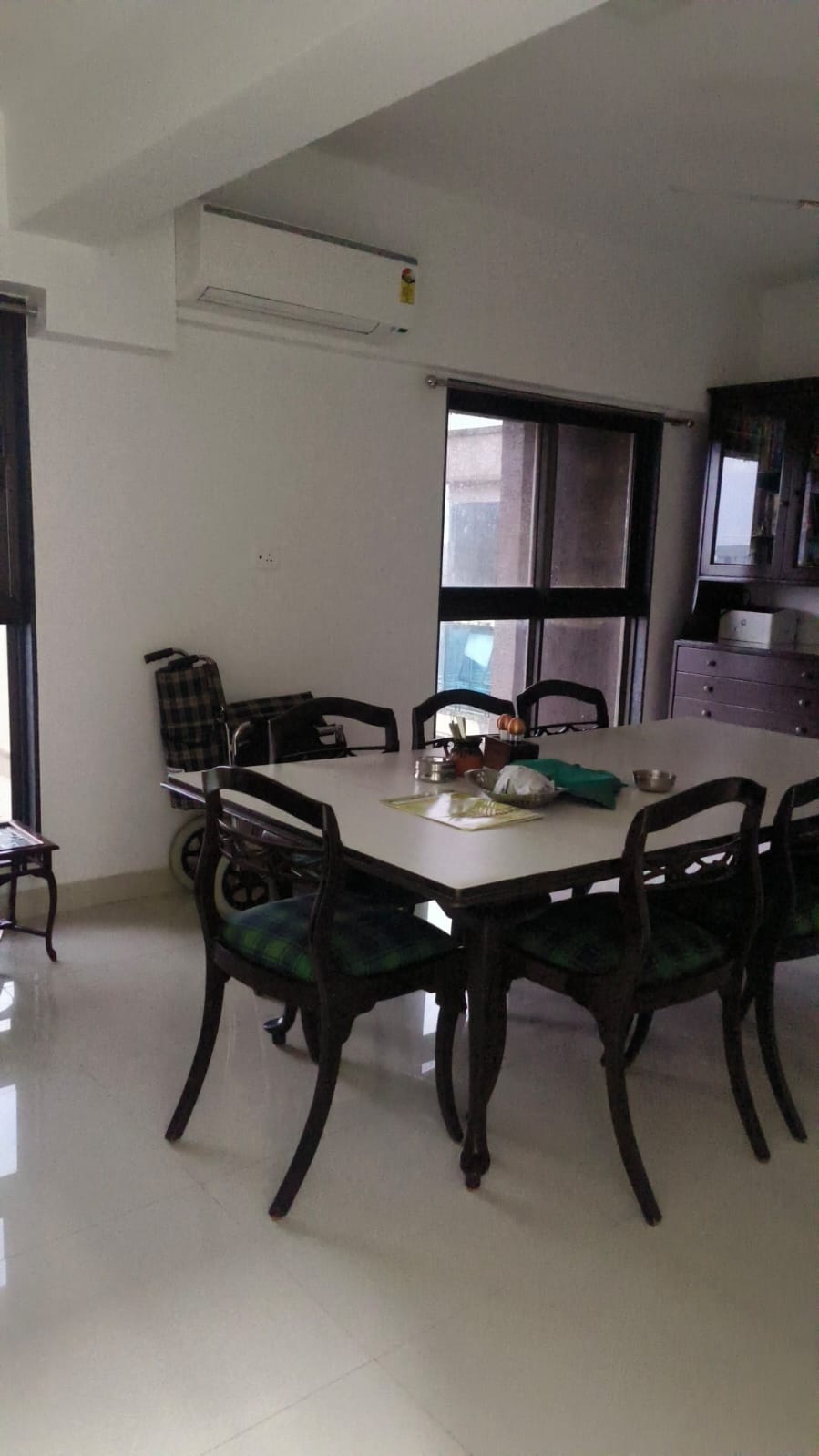 4 BHK + Study Room Apartment For Rent in Chembur