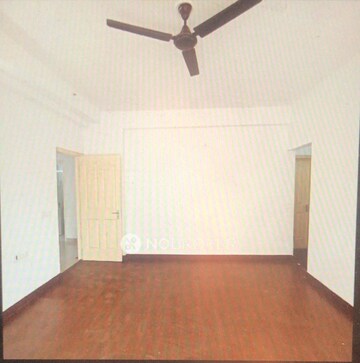 Room in 3 BHK Apartment at Mapsko Royale Ville, Sector 82 – for Rent