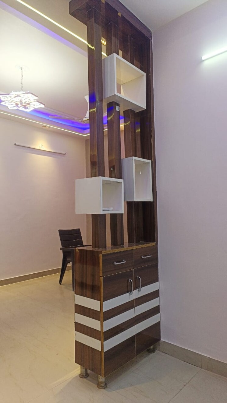 Room, wave-city 4 Bedroom 1740 Sq.Ft. Builder Floor In Wave City Ghaziabad 8763497