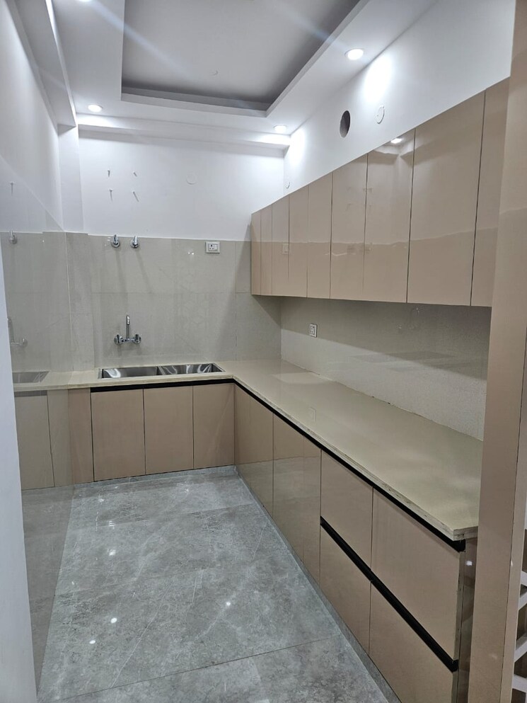 Kitchen, saket 3 Bedroom 1150 Sq.Ft. Builder Floor In Saket Delhi 8763498