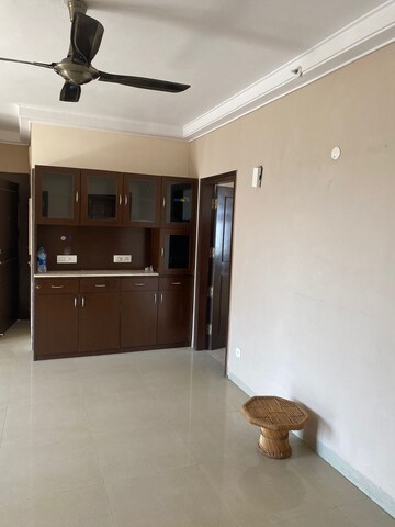 Furnished Amenities in 3.5 BHK Apartment at BPTP Freedom Park Life, Sector 57 – for Rent