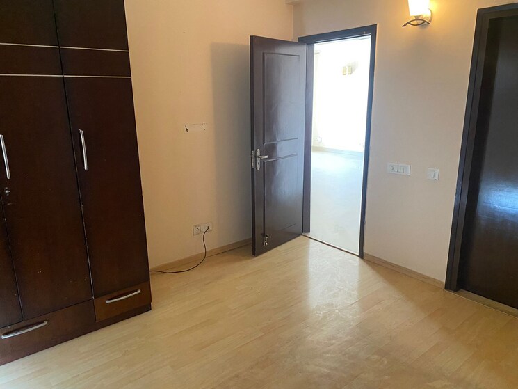 Room, bptp-freedom-park-life 3.5 Bedroom 2400 Sq.Ft. Apartment In Sector 57 Gurgaon 8763479