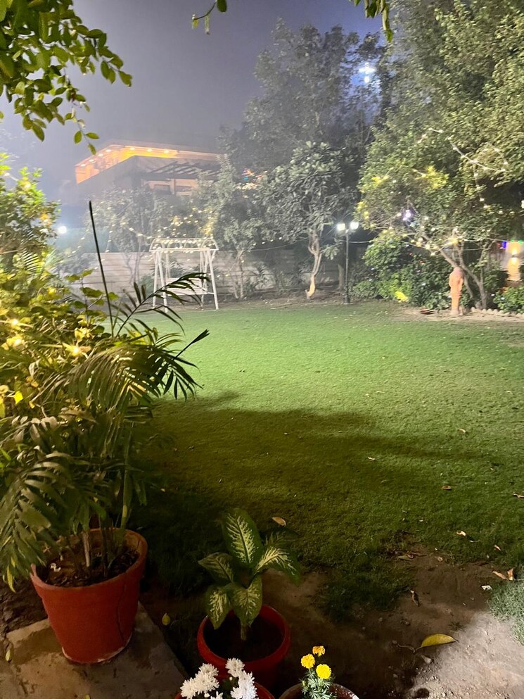 Exterior View, sainik farm 4 Bedroom 2000 Sq.Ft. Independent House In Sainik Farm Delhi 8763517