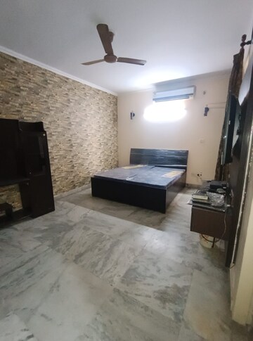 Living Room in 4 BHK Apartment at Ardee City The Residency, Sector 52 – for Rent