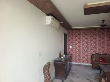 Living Room in 4 BHK Apartment at Ardee City The Residency, Sector 52 – for Rent