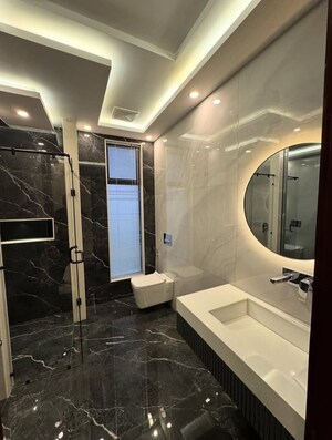 Building Lobby in 3.5 BHK Builder Floor at Sector 30 – for Sale