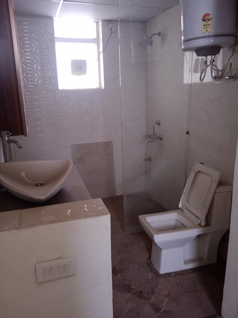 Master Bedroom, ansal-royal-heritage 3 Bedroom 2525 Sq.Ft. Villa In Sector 70 Faridabad 8763629