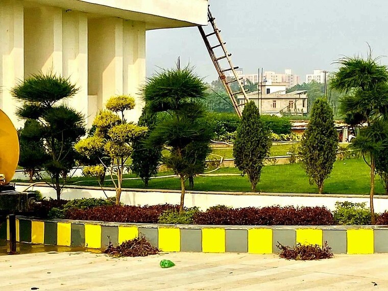 Garden, kailasha-enclave  2490 Sq.Ft. Plot In Sultanpur Road Lucknow 8763648