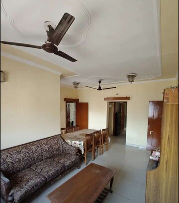 Living Room in 2 BHK Builder Floor at Sector 45 – for Rent
