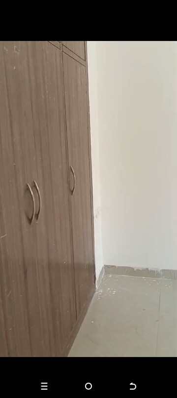 Bathroom in 3.5 BHK Apartment at ATS Le Grandiose, Sector 150 – for Rent
