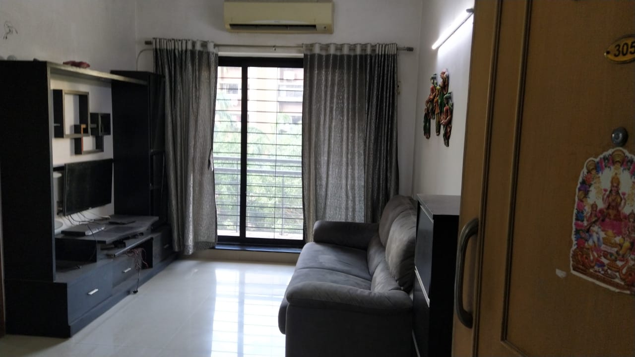 1 BHK Apartment For Rent in K Raheja Heights