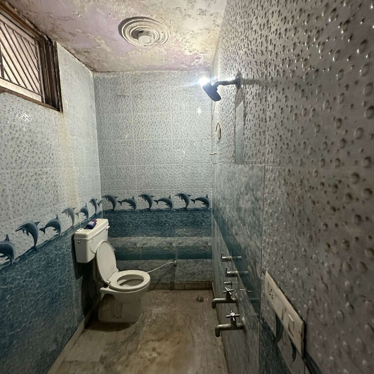 Bathroom, alpha-1-rwa 2 Bedroom 645 Sq.Ft. Independent House In Alpha 1 Greater Noida Greater Noida 8763711