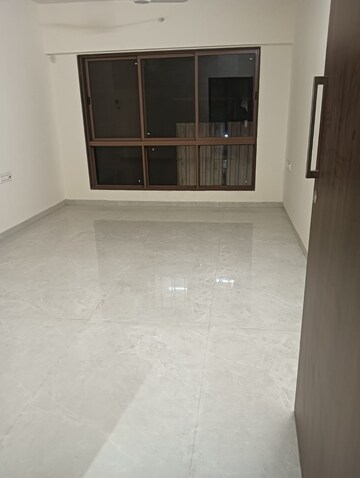 2 BHK Apartment For Sale in Je and Vee Madhuban, Malad East