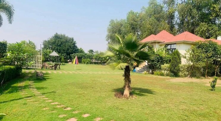 Garden, swaraaj-the-villagio  7500 Sq.Ft. Plot In Mohanlalganj Lucknow 8763727