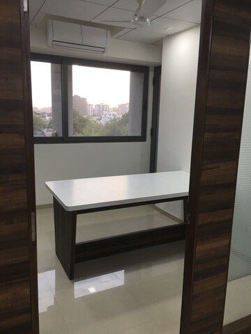  Office Space For Rent in Aaron Spectra, Bodakdev
