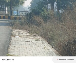  Plot For Sale in Kalindi Kunj