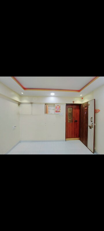Bedroom in 1 BHK Apartment at Omkar Sai CHS, Lower Parel – for Rent
