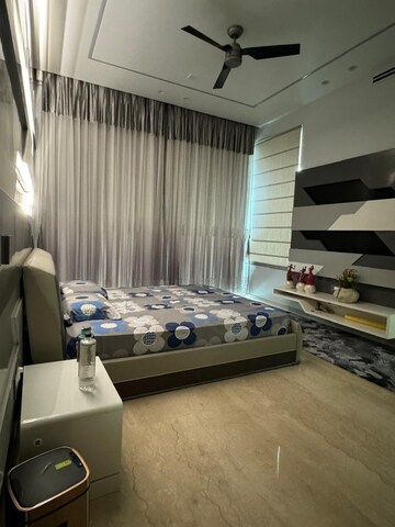 Bedroom in 5 BHK Apartment at Avighna One Avighna Park, Lower Parel – for Rent