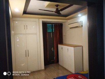 Room in 3 BHK Builder Floor at Ansal Sushant Residency, Sushant Lok Iii – for Sale